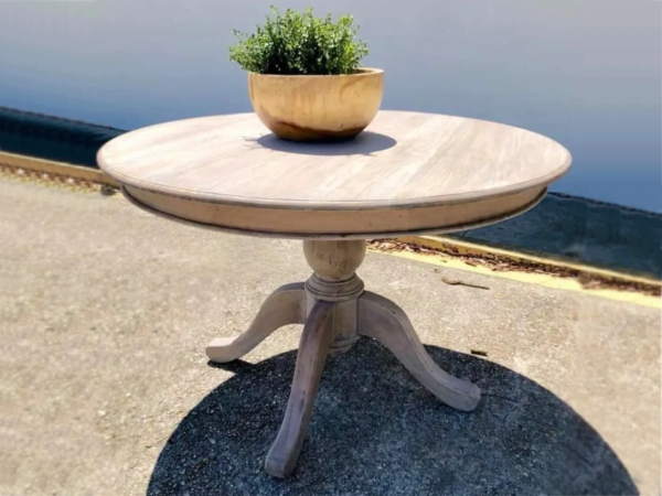 5′ Pedestal Table