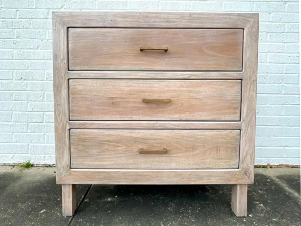 Leland Chest