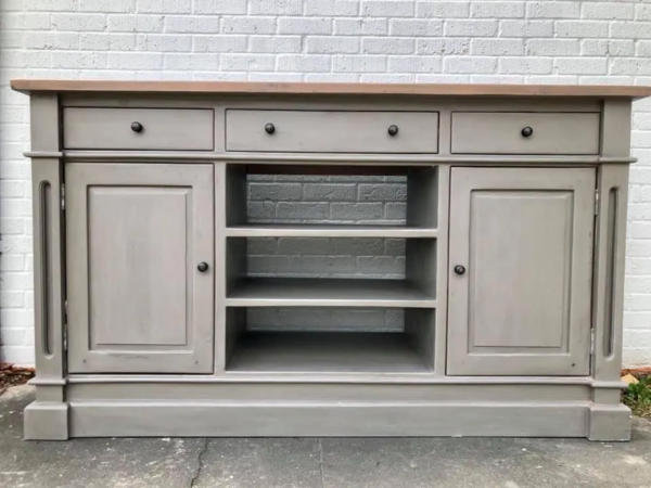Roosevelt TV Stand